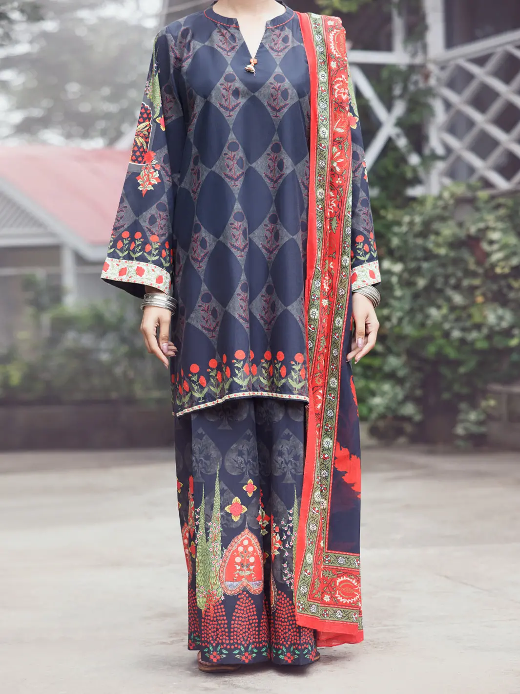 Black Lawn 3Pc Stitched - Awp-3Ps-662 1