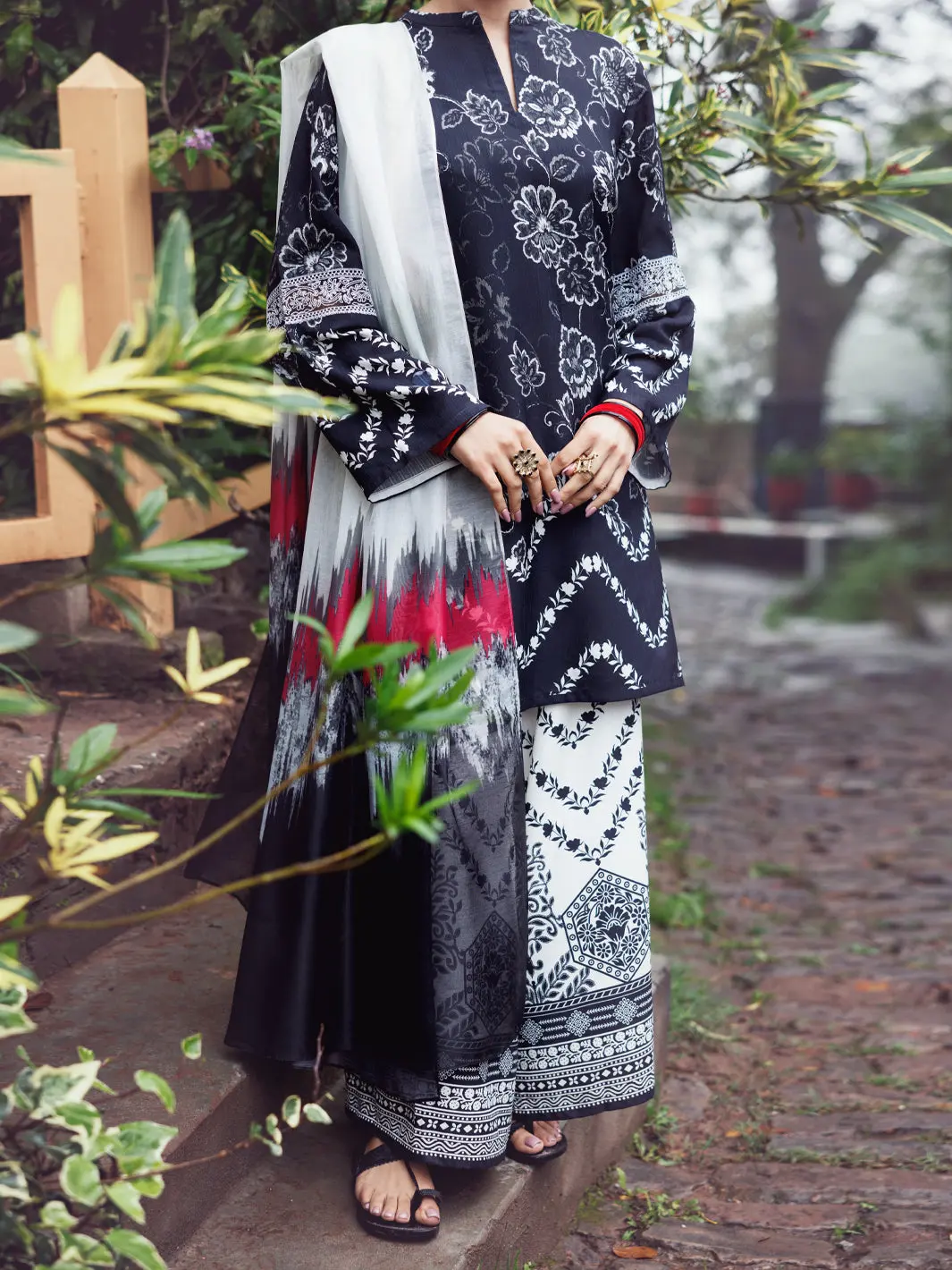 Black Viscose Silk 3Pc Unstitched - Awp-3Ps-803 1
