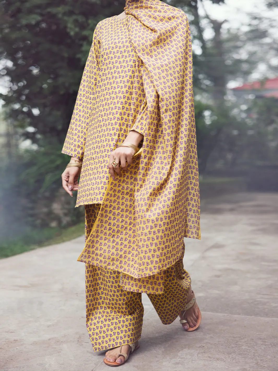 Mustard Lawn 3Pc Stitched - Awp-3Ps-857 1