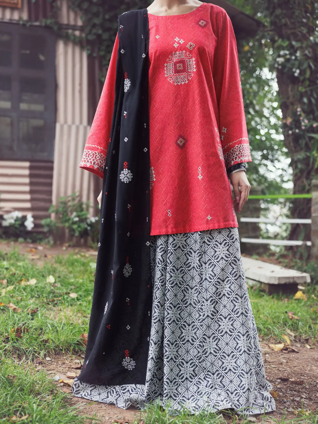 Red Cambric 3Pc Stitched - Awp-3Ps-868 1