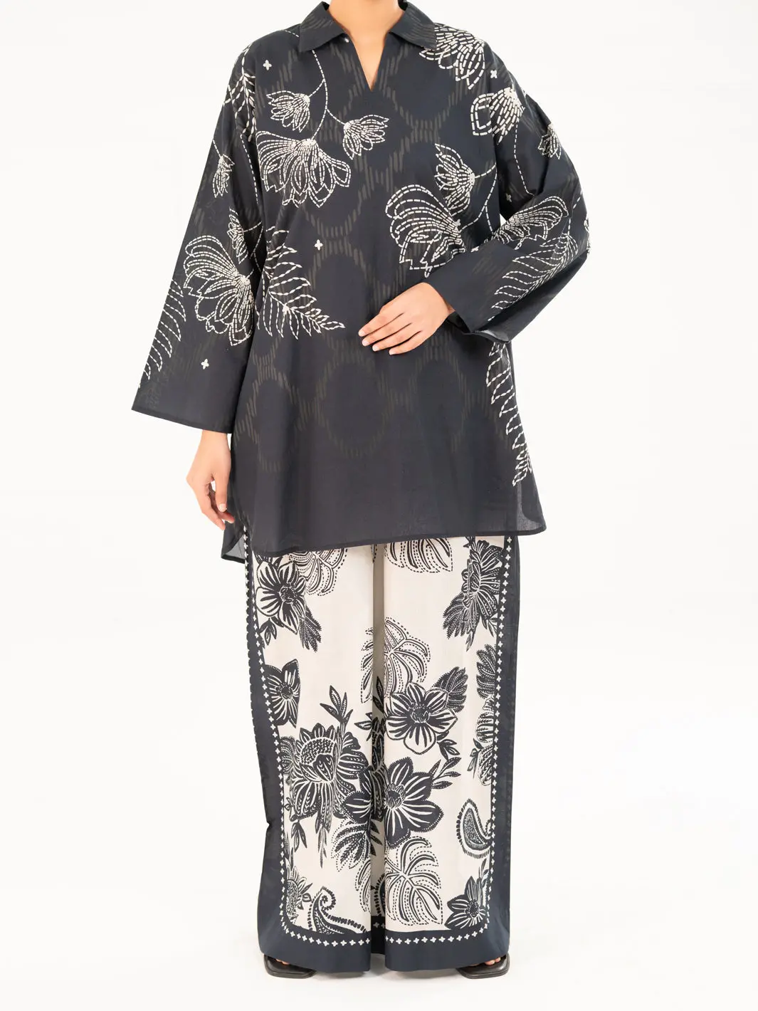 Black Cambric Kurti - Awp-Slk-844 1