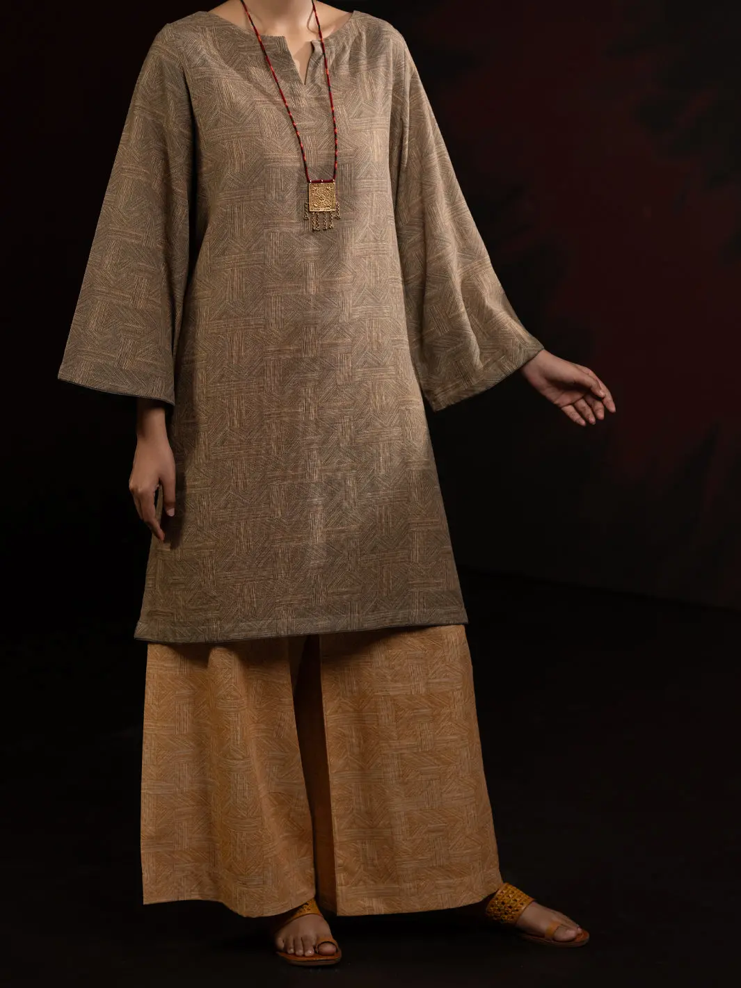 Beige Slub Khaddar 2Pc Stitched - Awp-2Ps-Lks-813 1