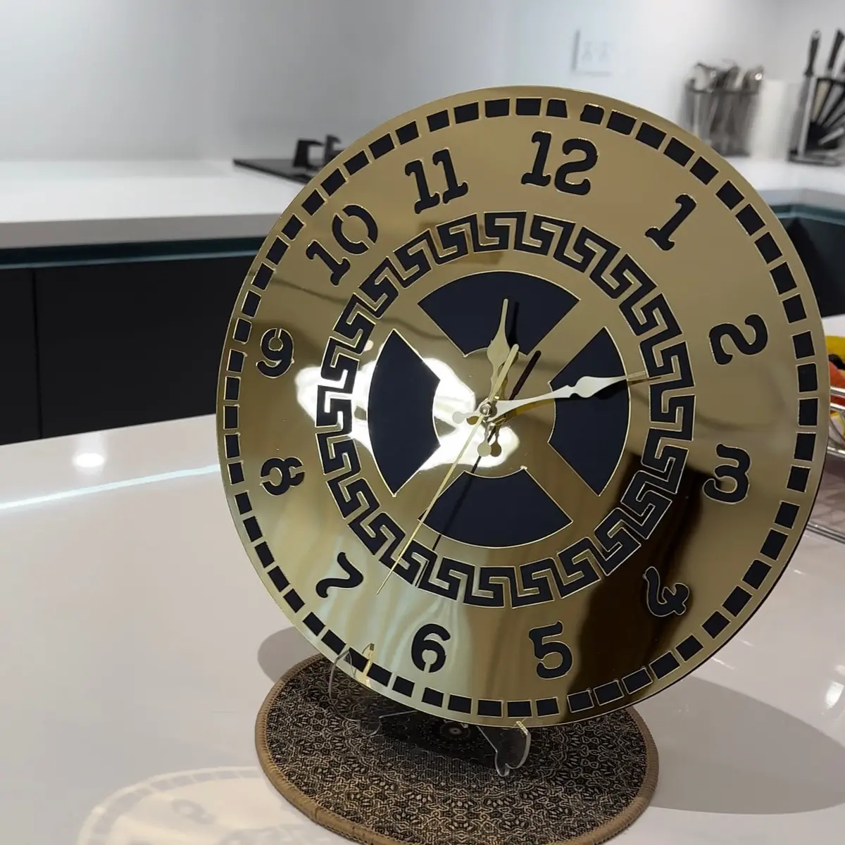 Luxury Wall Clock/Table Round Clock For Living Room & Bed Room 2