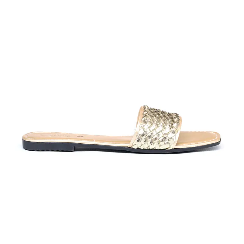 L-Ek-0300575-Women Chappal 1