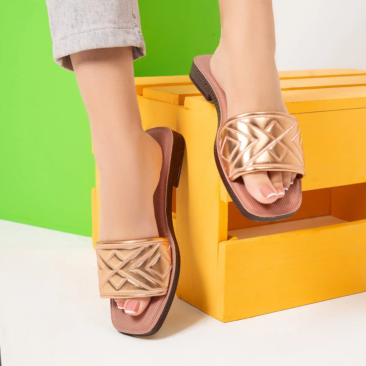 Women Everyday Slipper 1