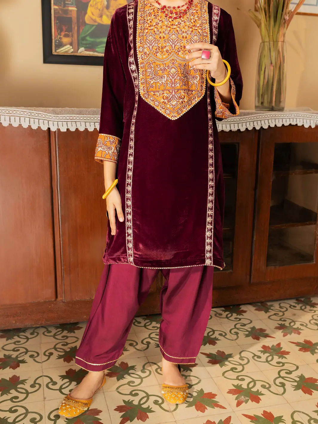 Maroon Velvet 2 Piece Stitched - Alt-Ls-Lks-1141 1