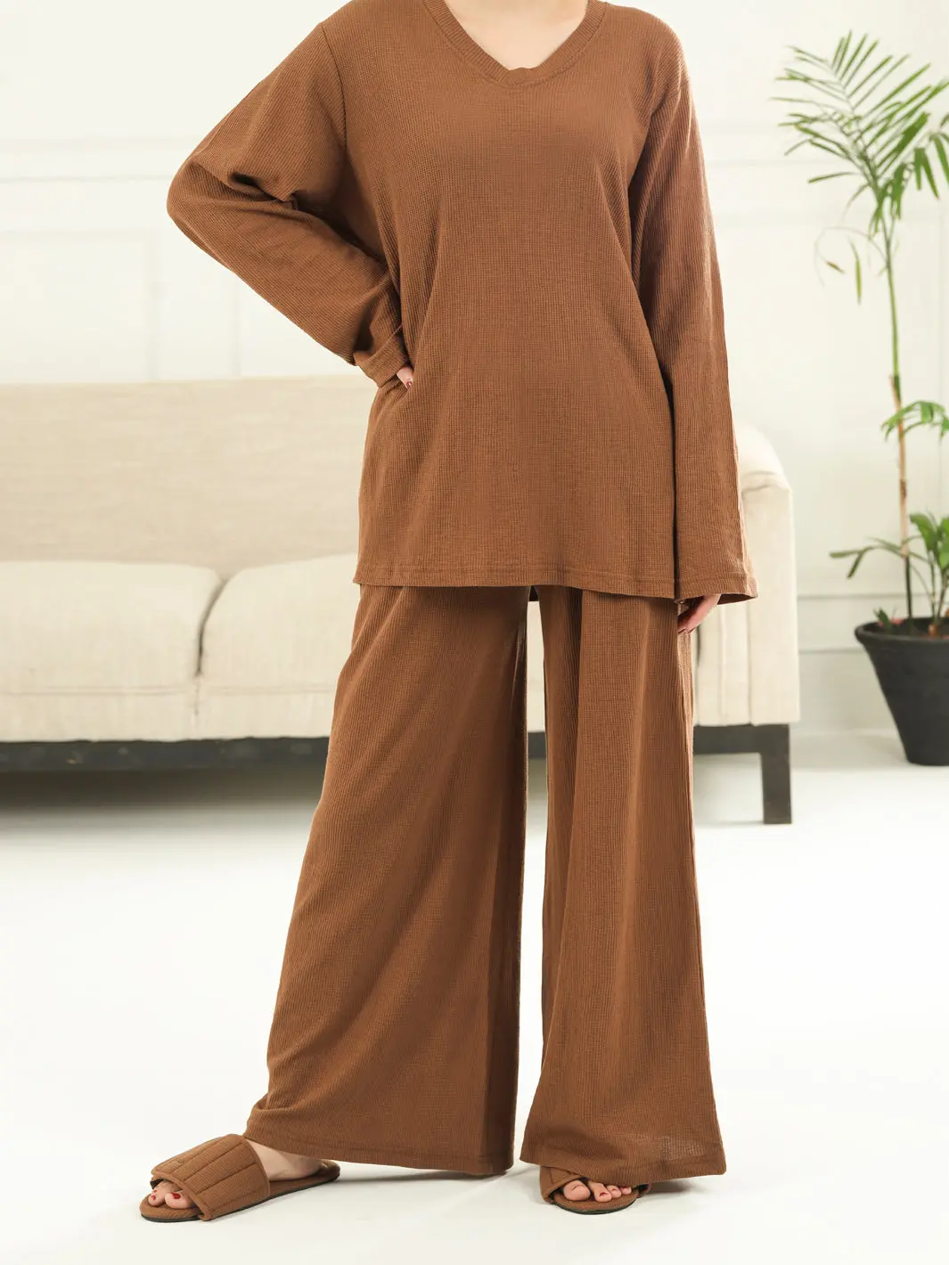 Brown Knitted Co-Ord Set With Matching Slides - Awp-Lksfw-731 1