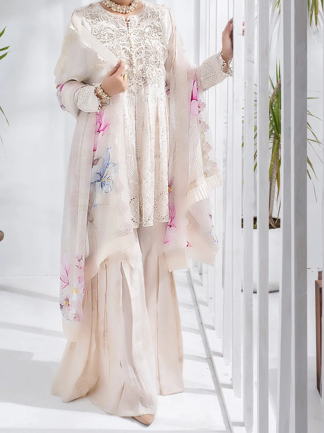 Off White Bemberg Chiffon 3 Piece Formal Stitched - Al-3Ps-Ls-308 1