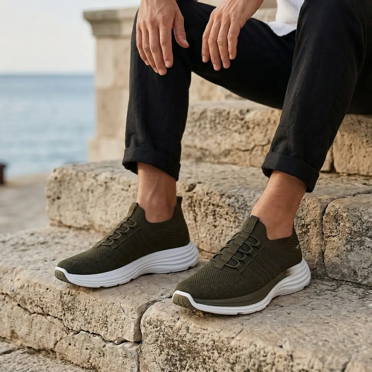 Men Everyday Sneakers 1