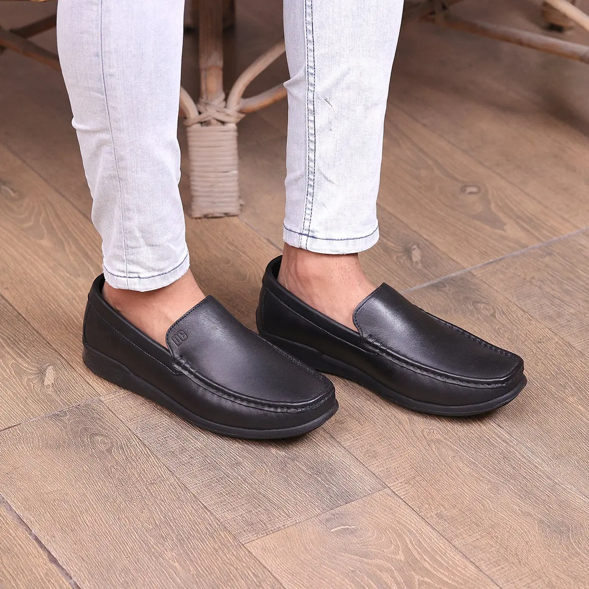 M-Dc-0200010-Men Comfortable Moccs 1