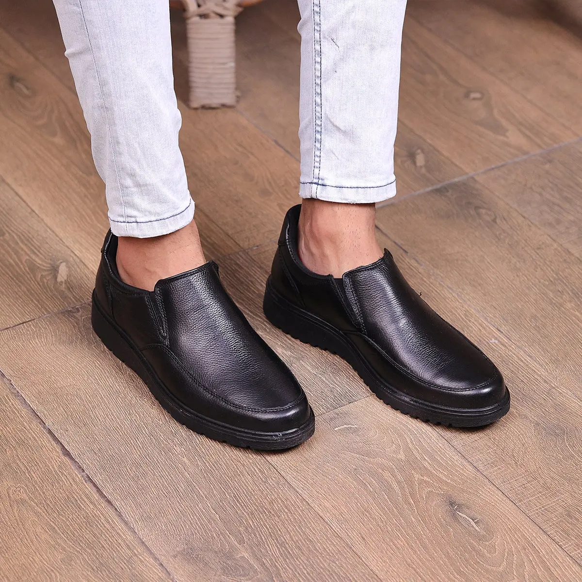 M-Dc-0250001-Rugged Shoes 1