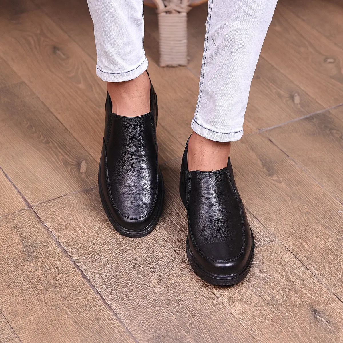 M-Dc-0250001-Rugged Shoes 2