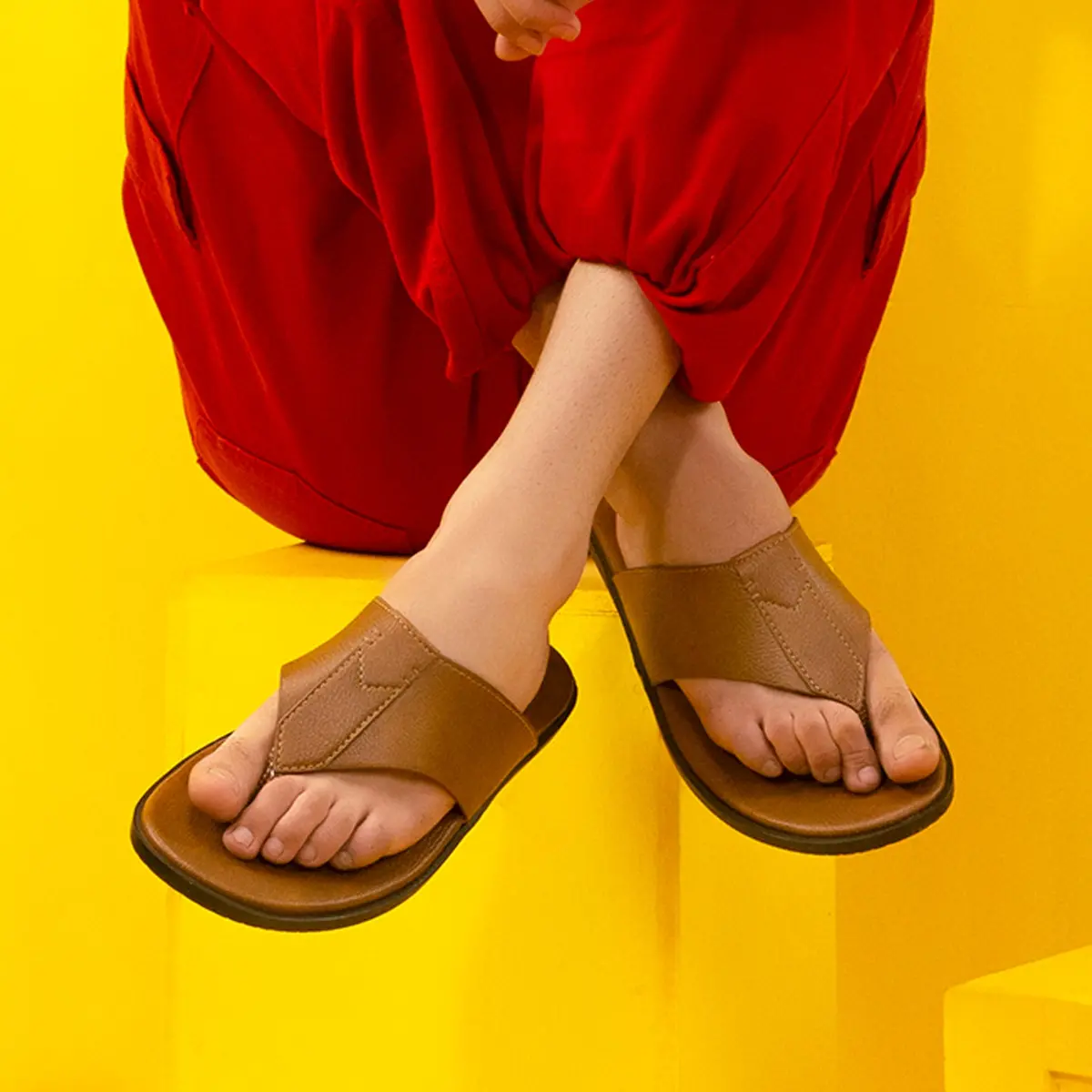 M-Sr-0300077-Chappal 1