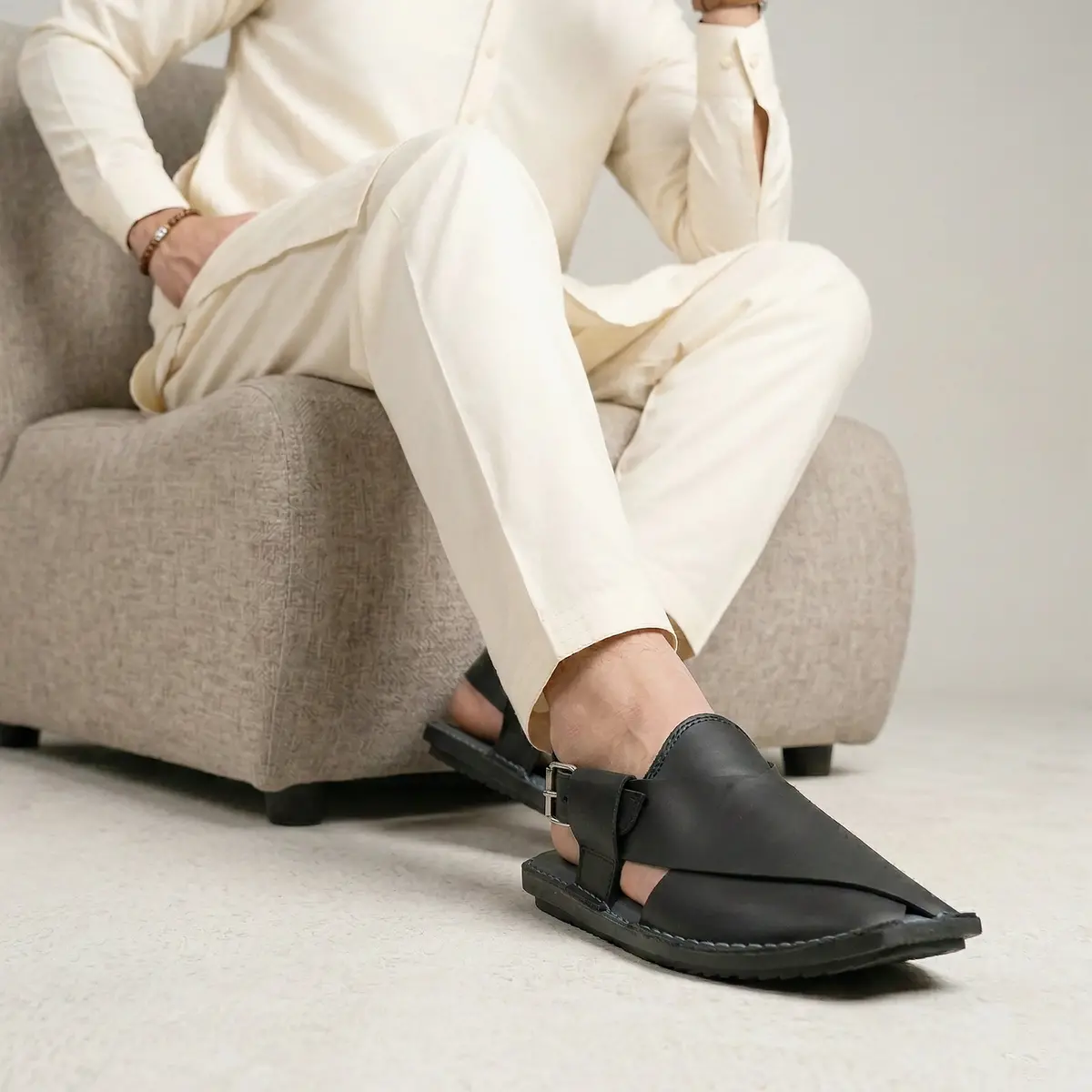 Men Peshawari Chappal 1