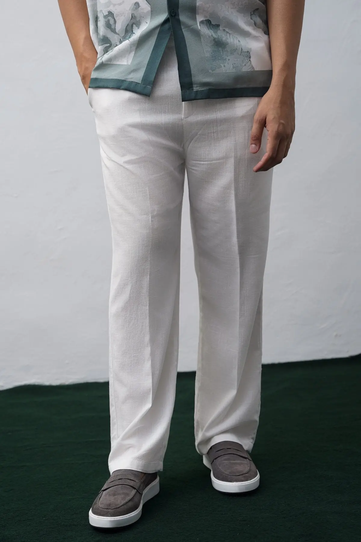 Relaxed Trousers 1