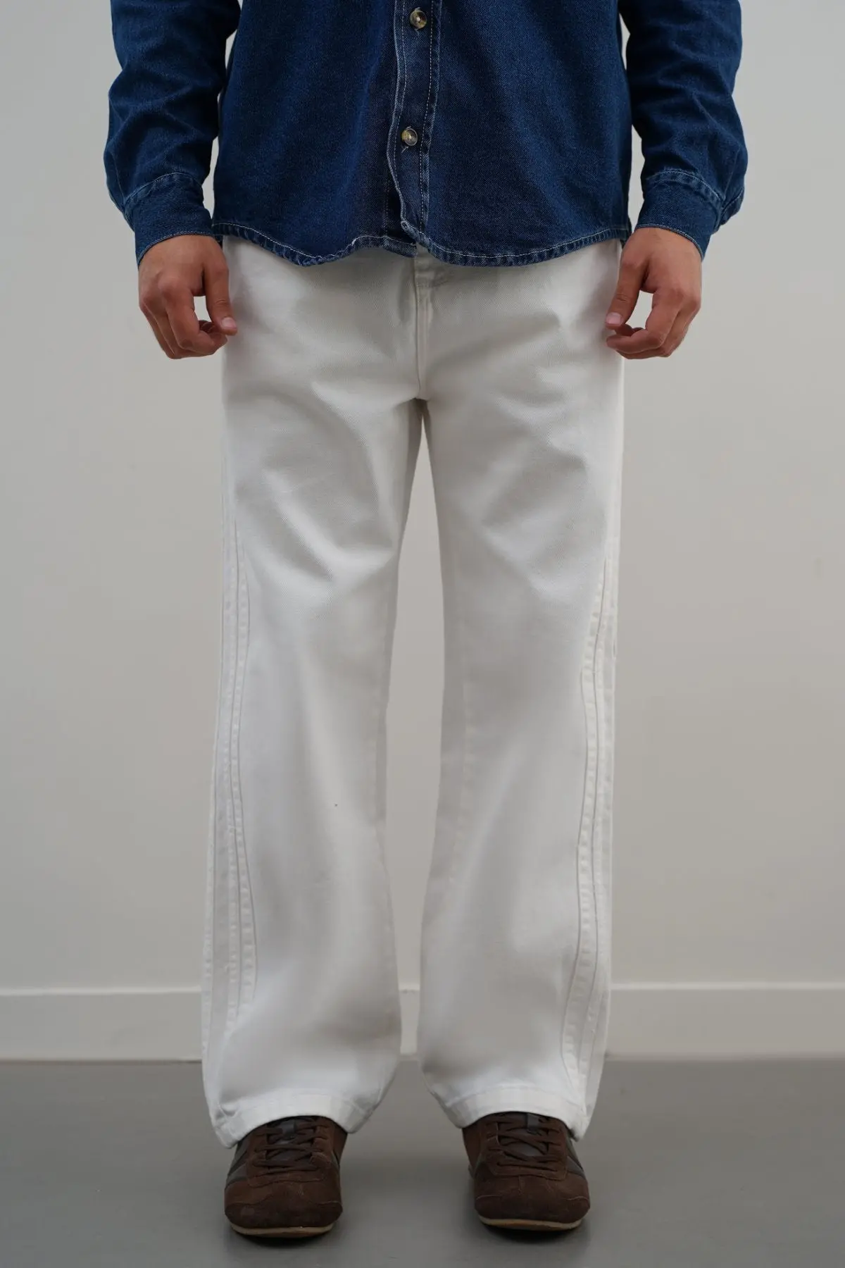 Sporty Twill Jeans 1
