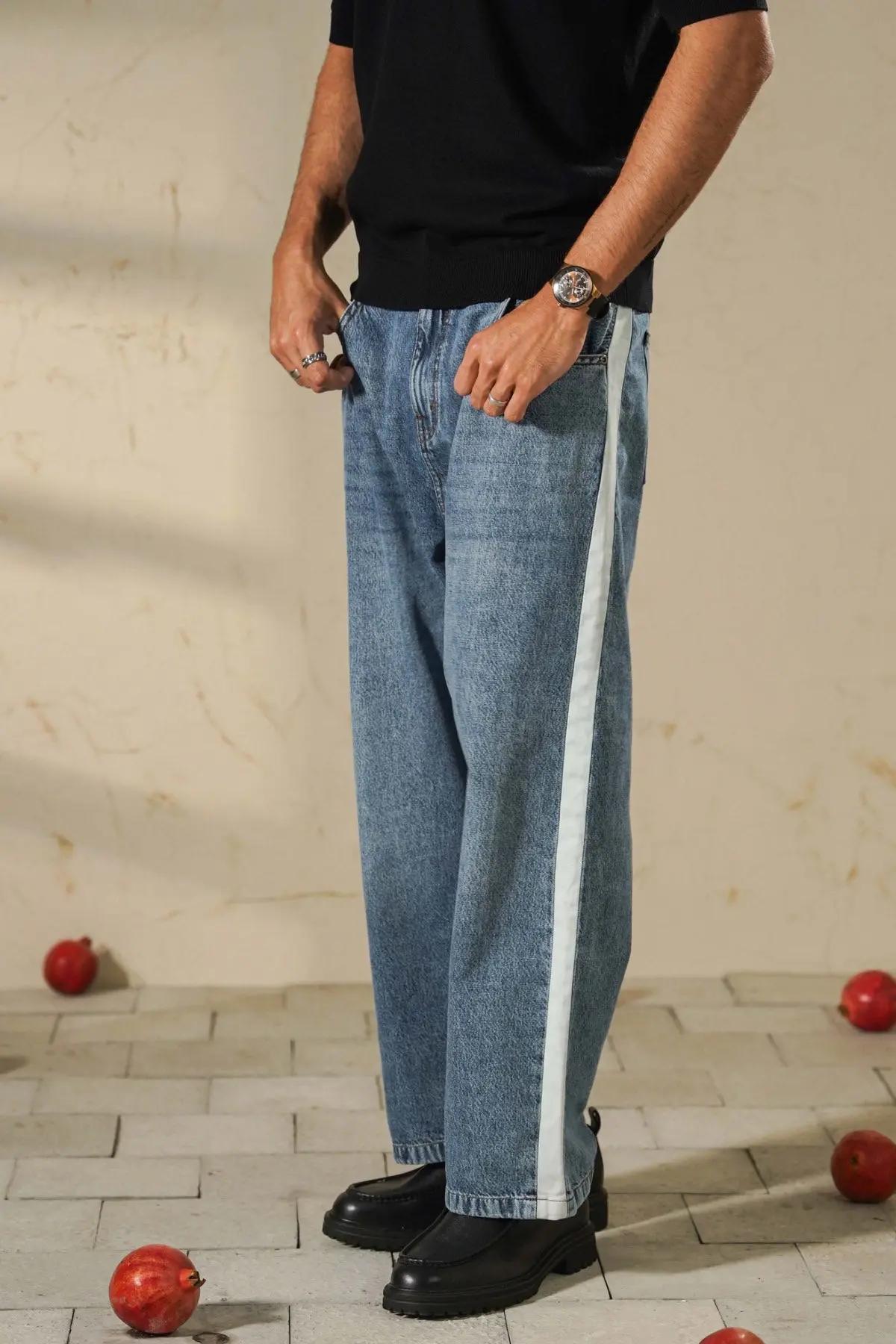 Jeans With Stripe Detail 1