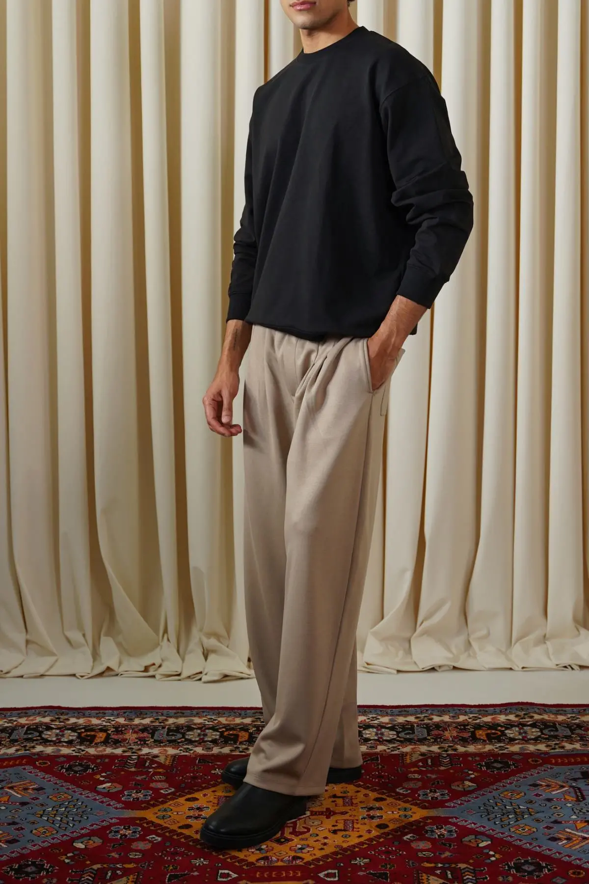 Classic Sweatshirt 1