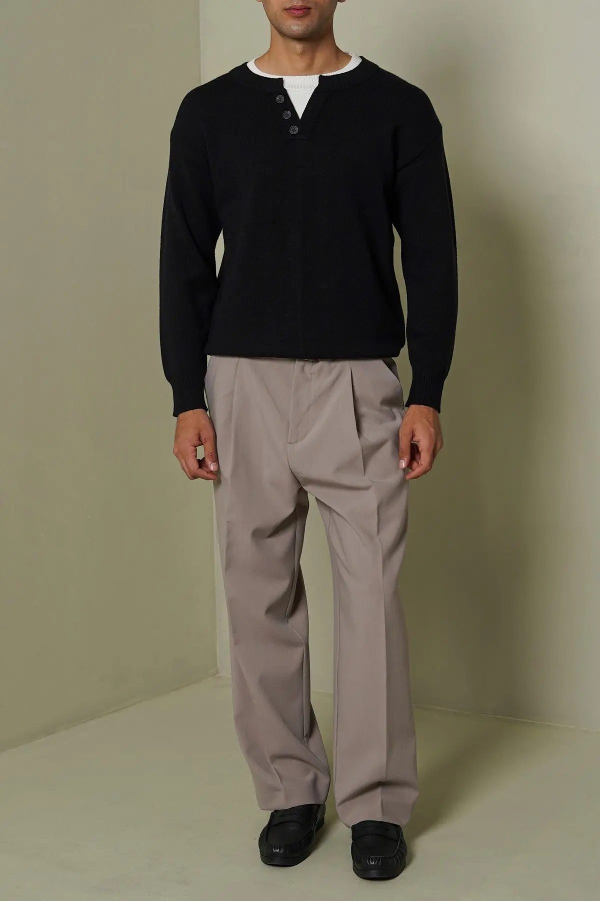 Campus Henley Sweater 1