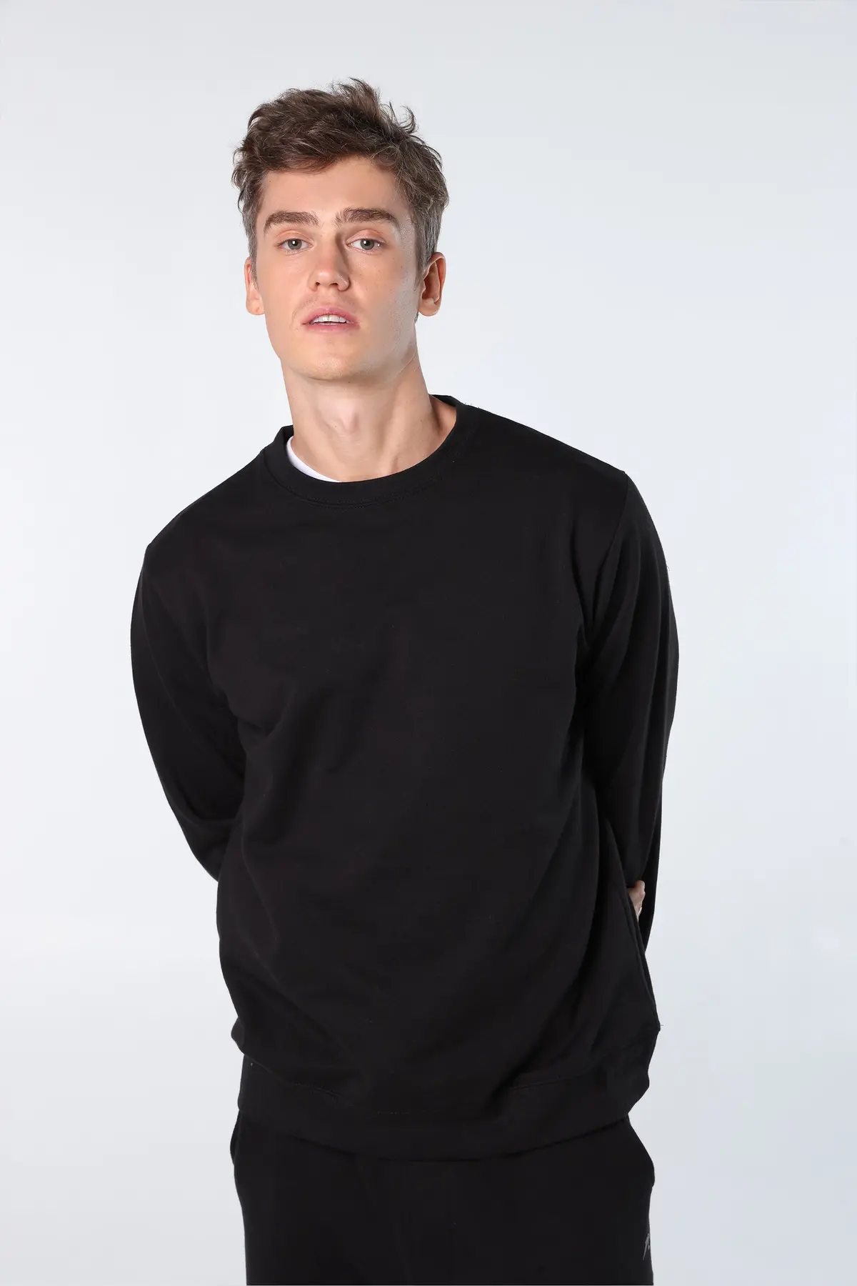 Athleisure Sweatshirt 1