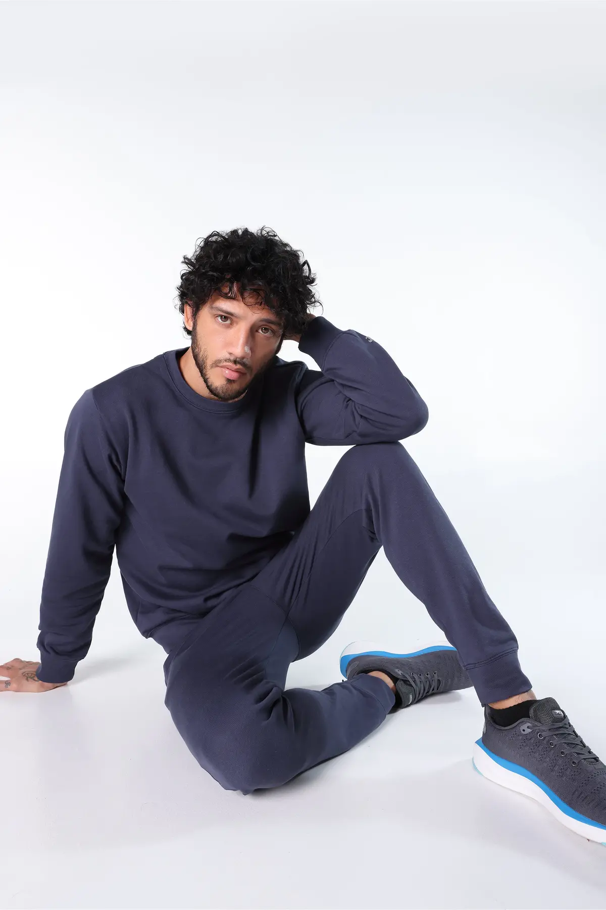 Athleisure Sweatshirt 1