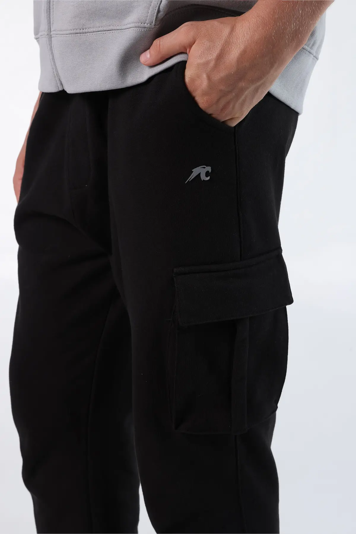 Athleisure Cargo Pants 1