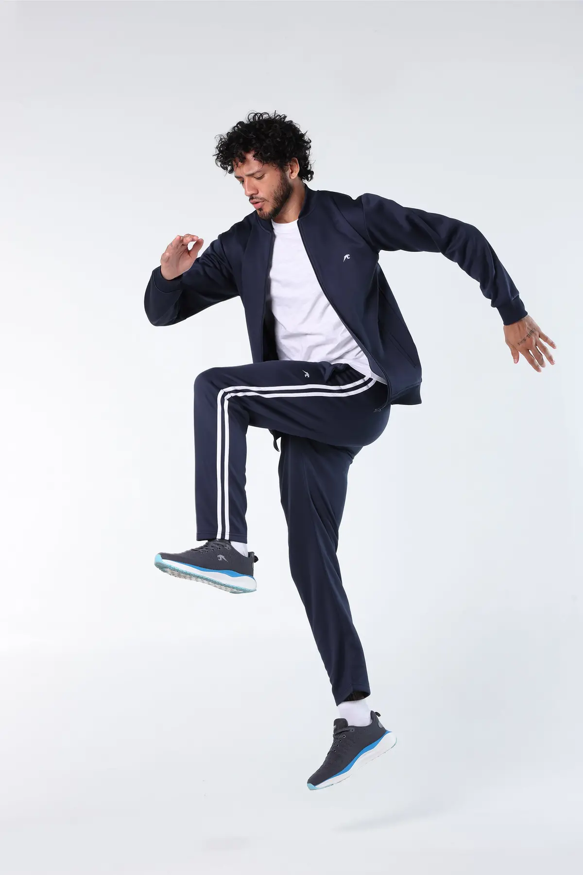 Activewear Tapered Pants 1