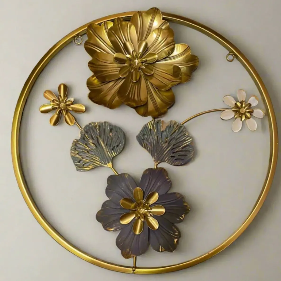 Round Golden Metal Flower Frame – Elegant Imported Decorative Wall Art 1