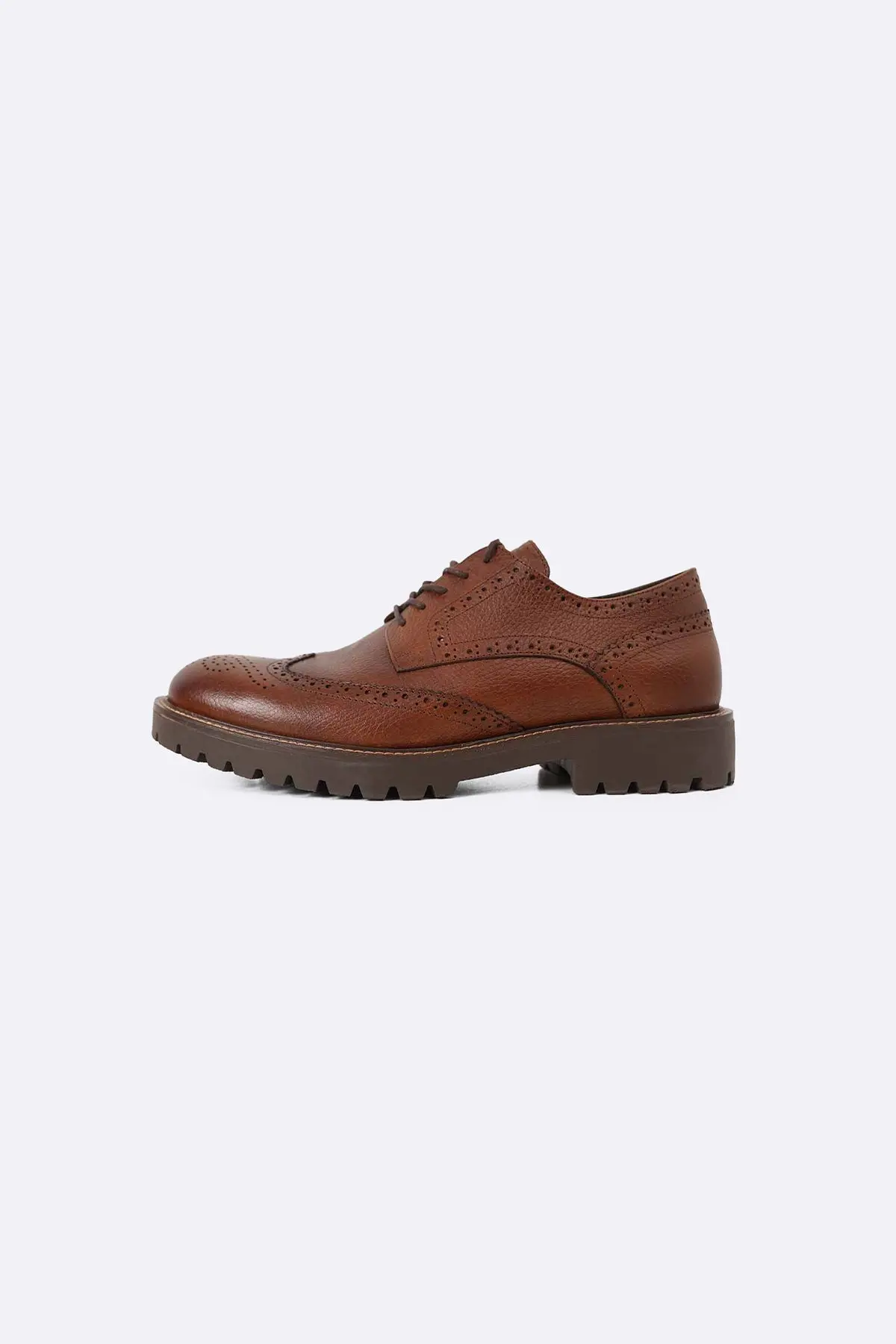 Low-Top Leather Brogues 1