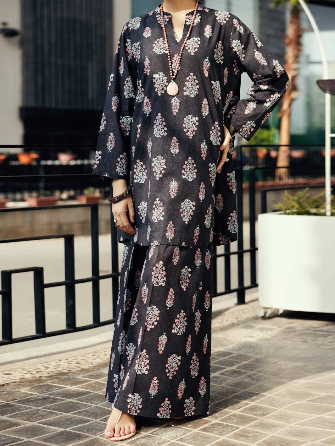 Black Lawn Co-Ord Set - Alp-2Ps-Slks-2246 1