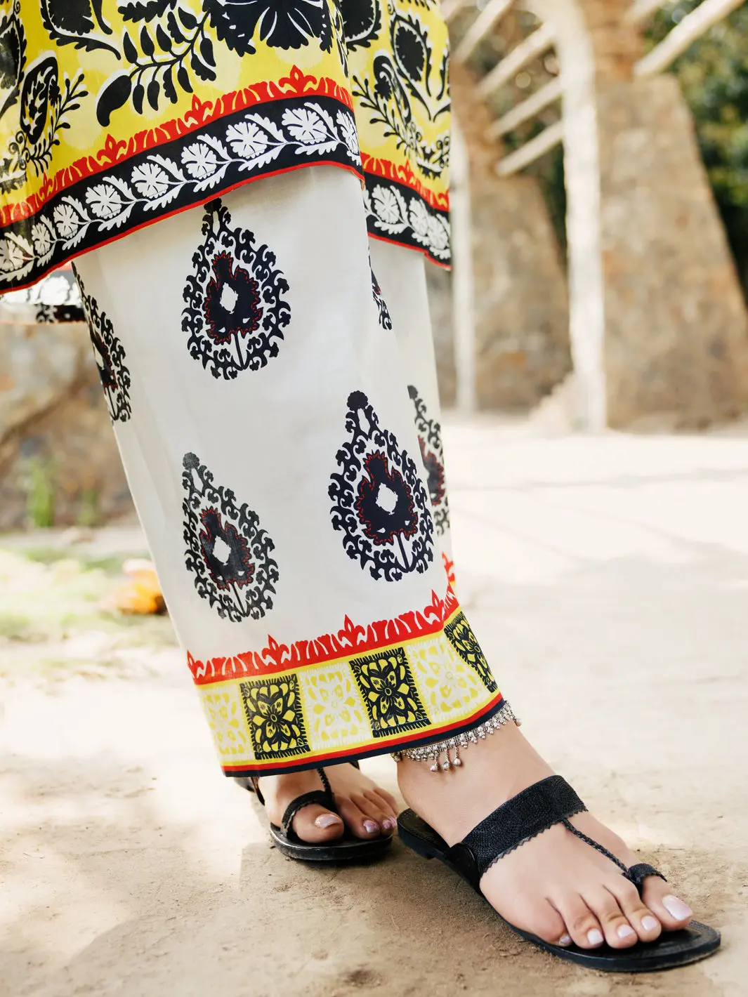 Black & White Cambric Trousers - Alp-T-2277 1