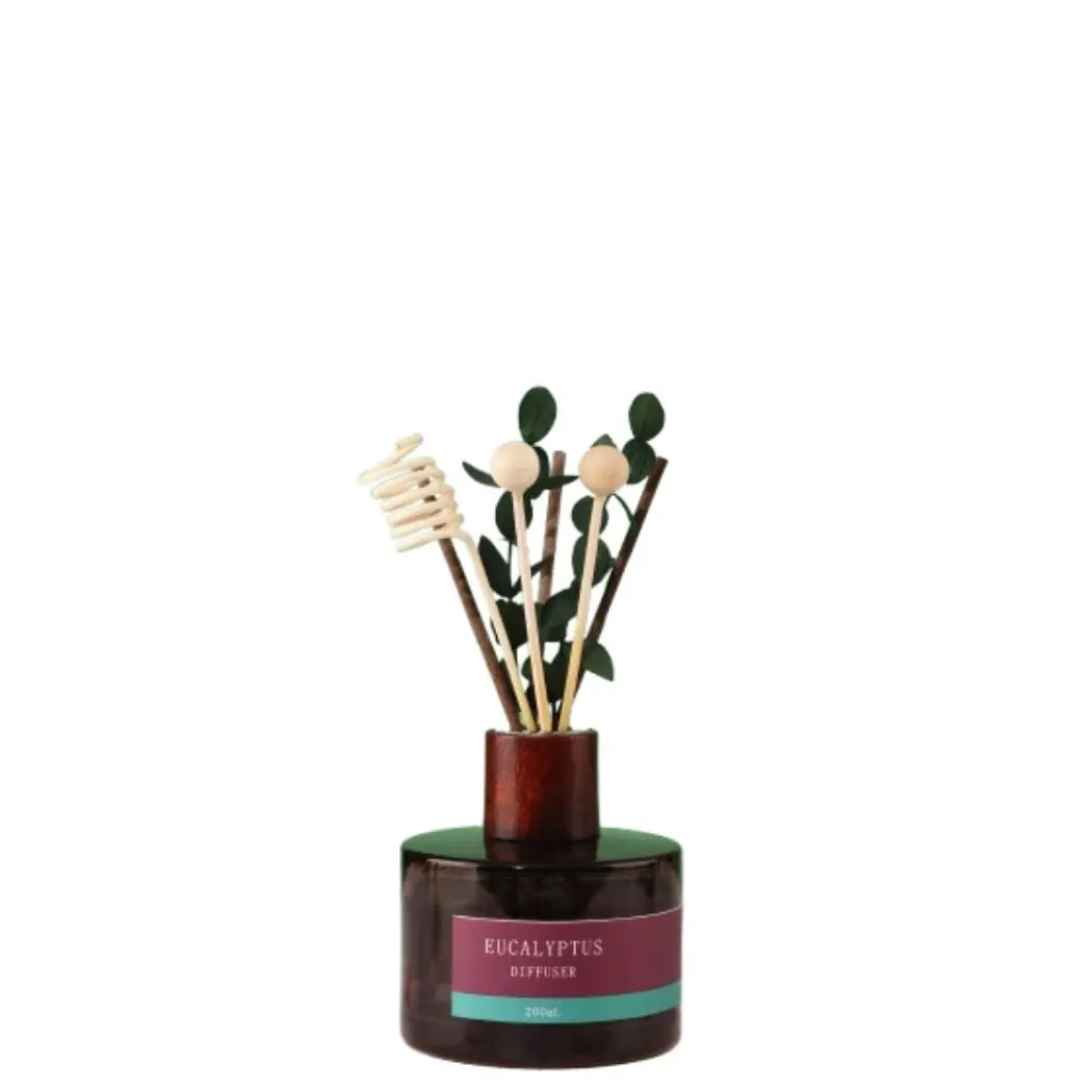 Forest Series Eucalyptus Leaf Reed Diffuser 200Ml (Grapefruit And Cedar Wood) 1