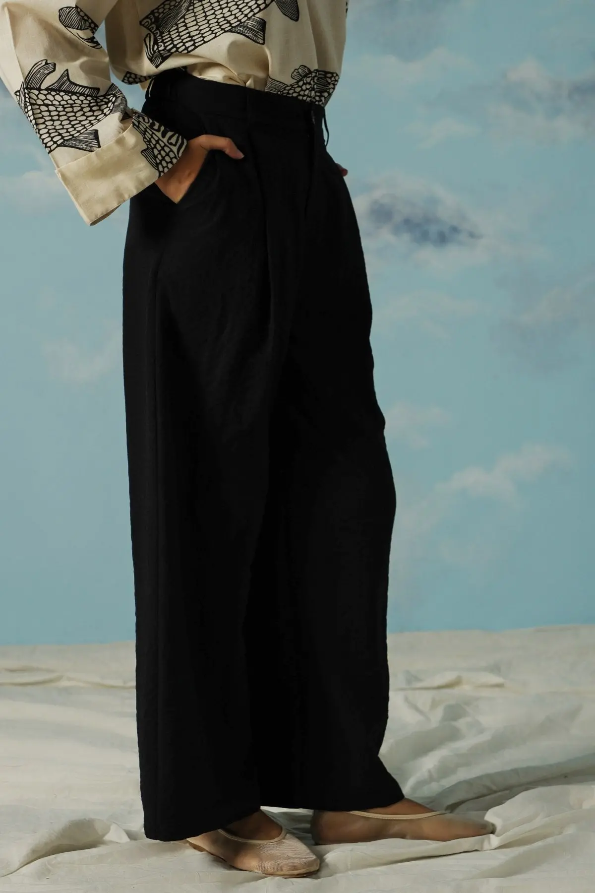 Essential Pleated Pants 1