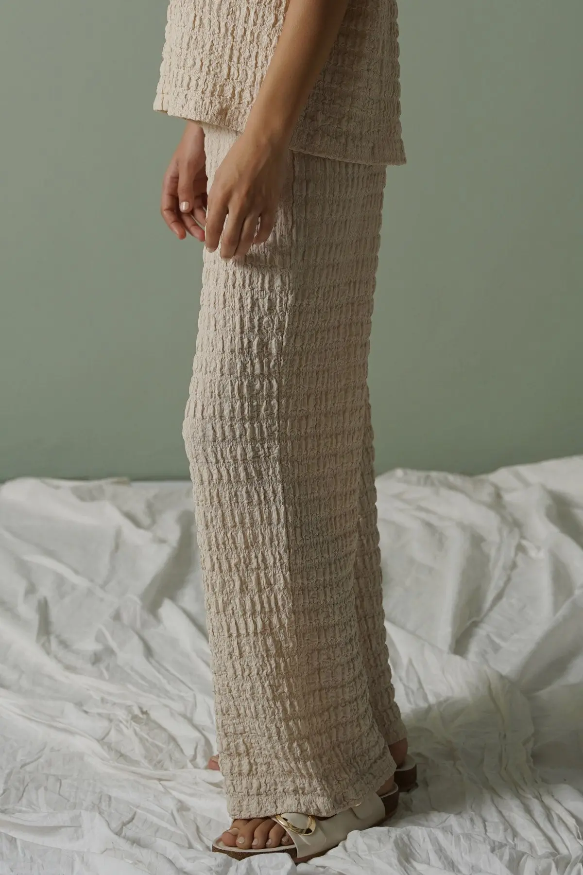 Bubble Crinkle Pants 1