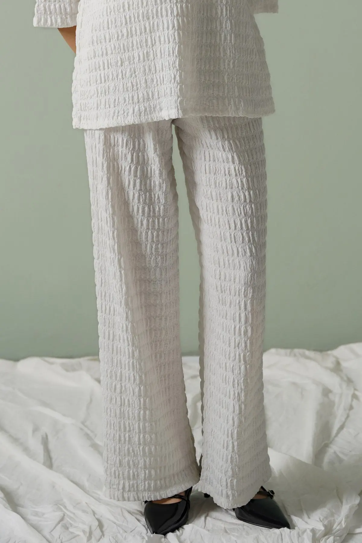Bubble Crinkle Pants 1