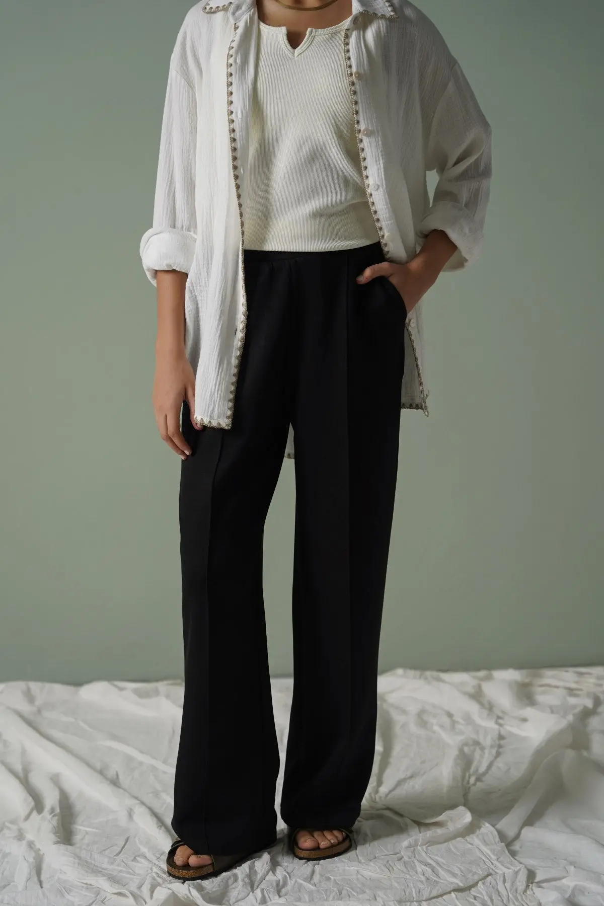 Straight Loose Trousers 1