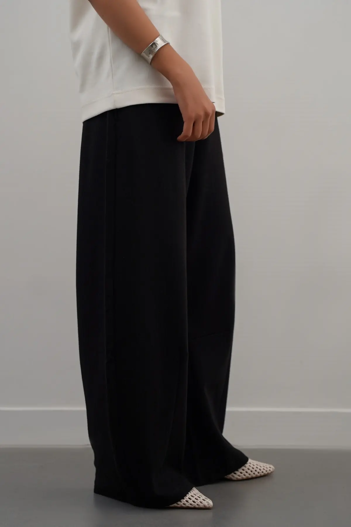 Knitted Barrel Pants 1