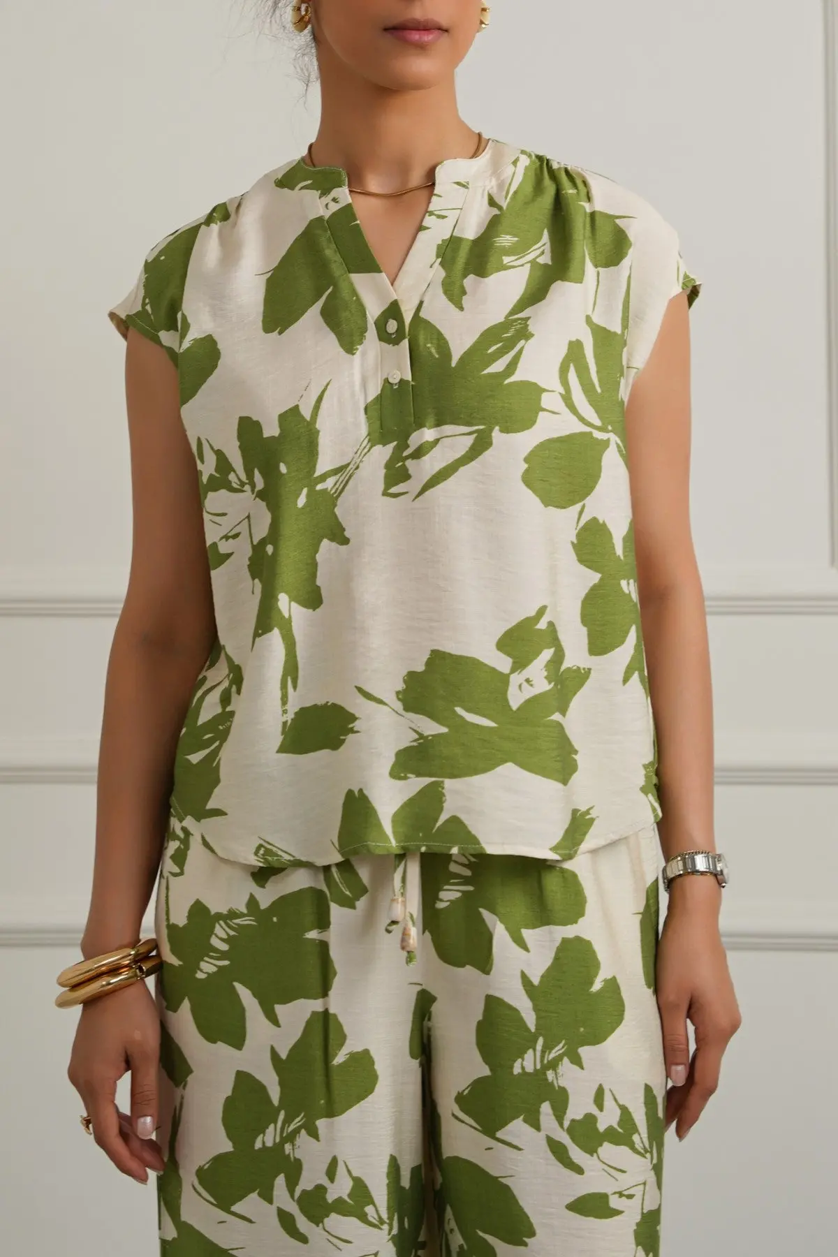 Abstract Resort Shirt 1