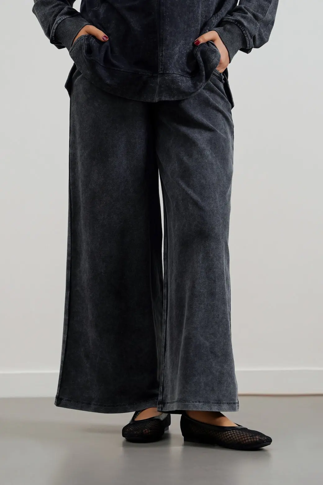 Washed Trousers 1