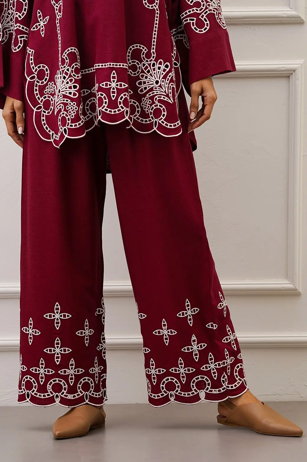 Deosai Embroidered Pants 1