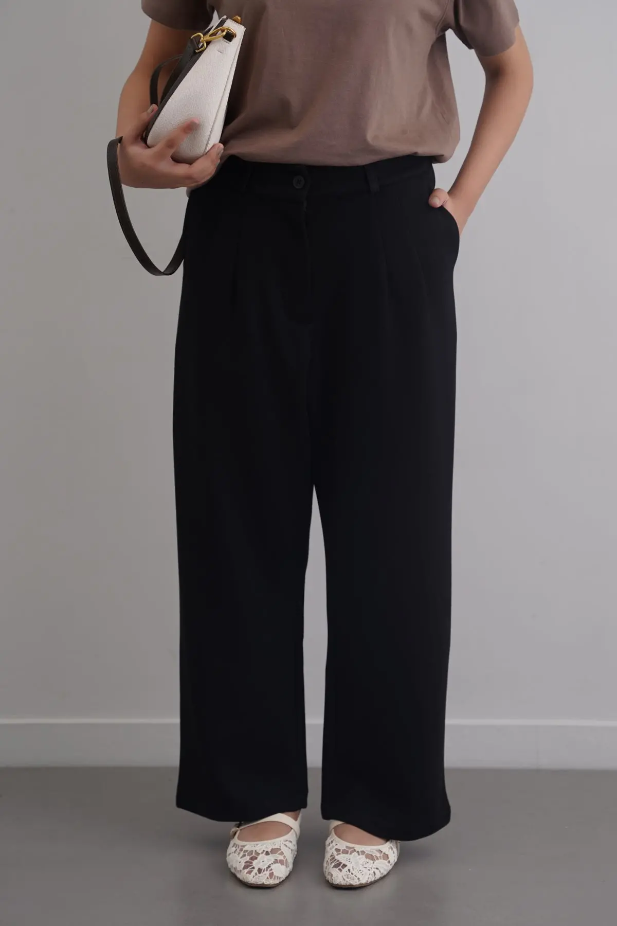 Signature Chinos 1