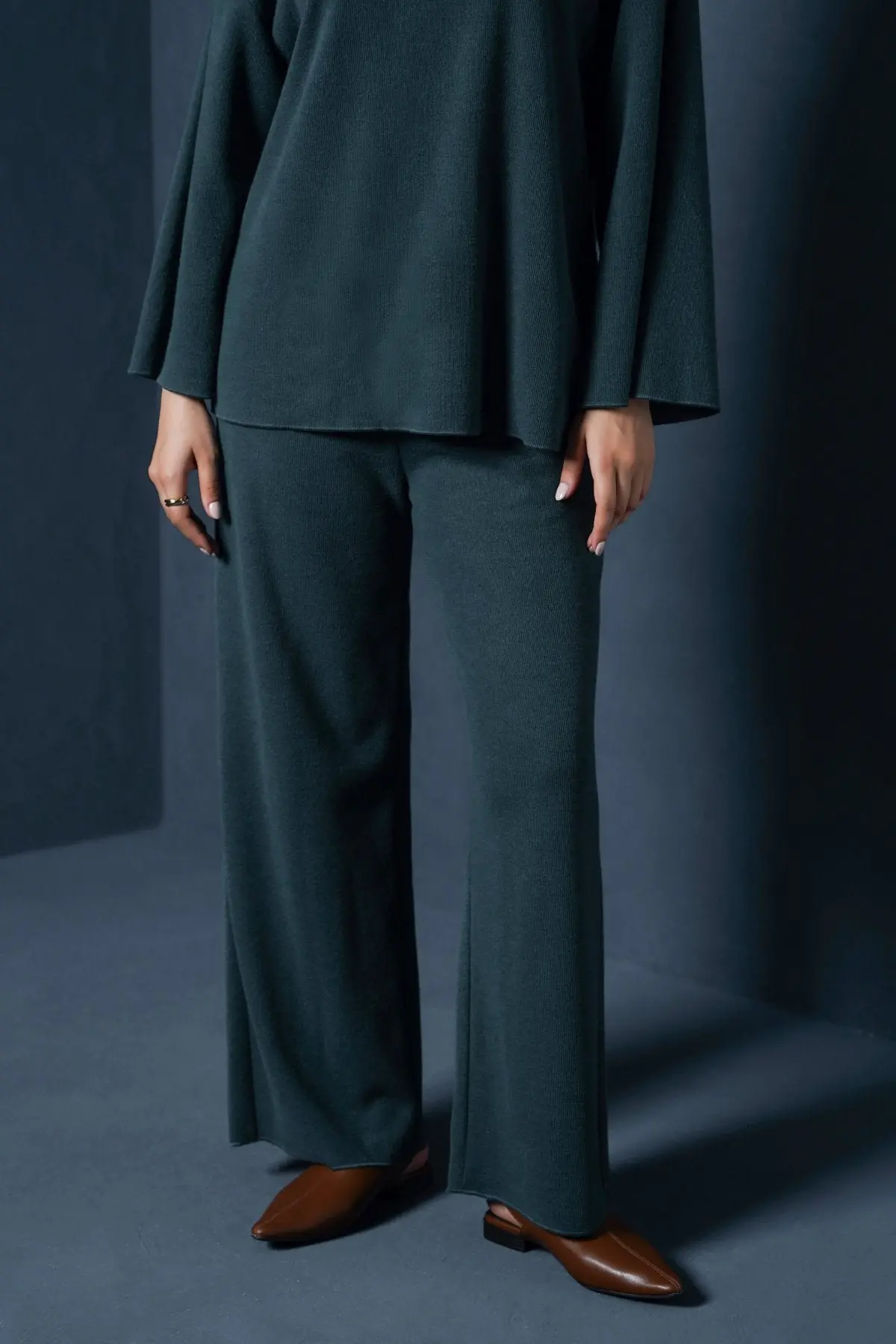 Retreat Sweatpants 1