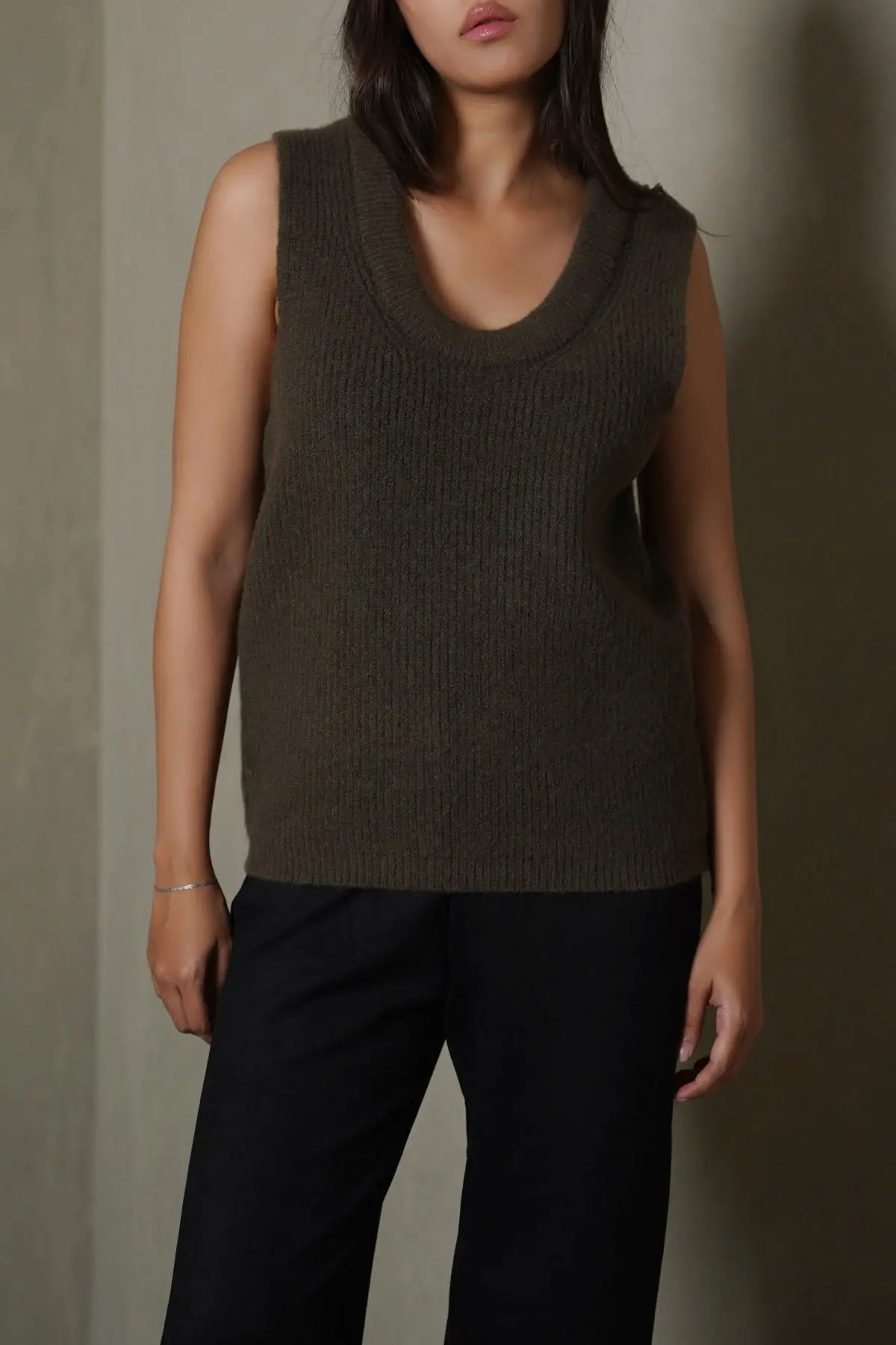 U-Neck Sweater Vest 1