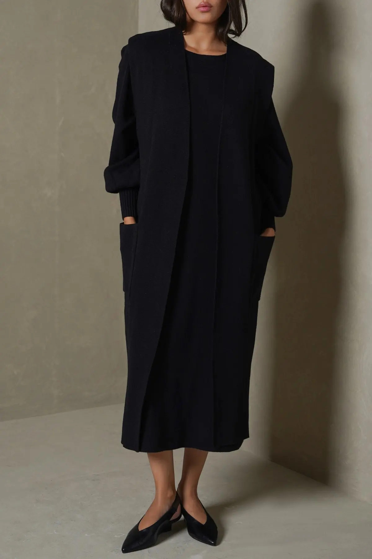 Weekend Sleeveless Cardigan 1