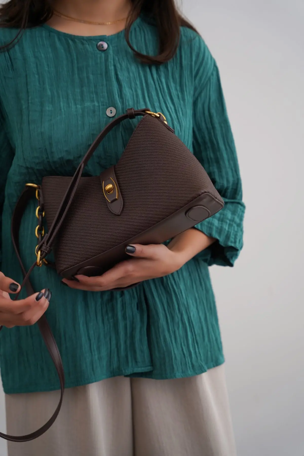 Razor Crossbody Bag 1