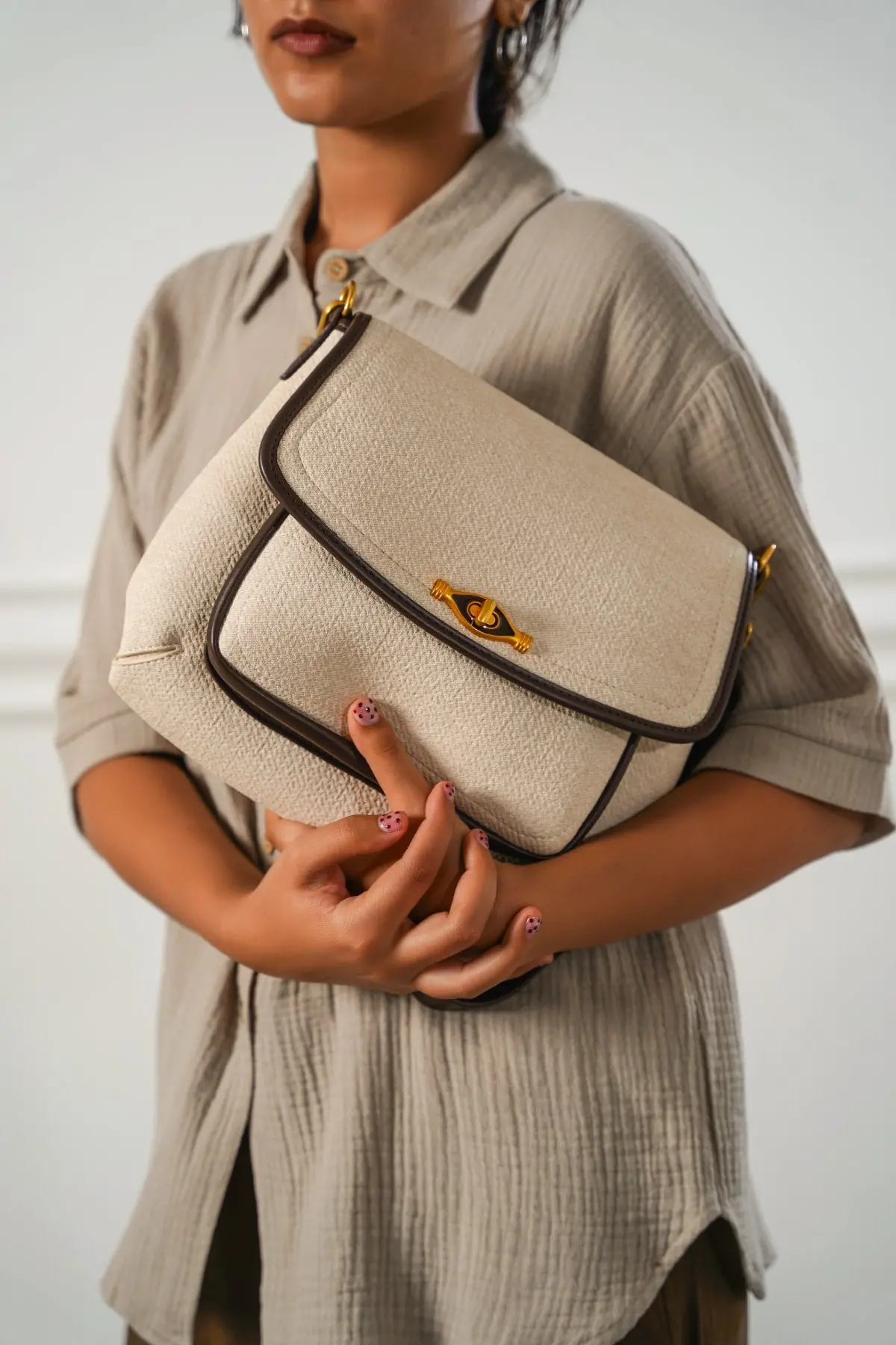 Petra Shoulder Bag 1