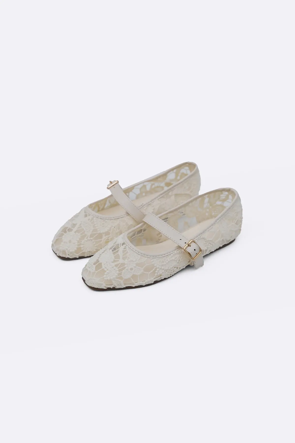 Lace Mary-Janes 1