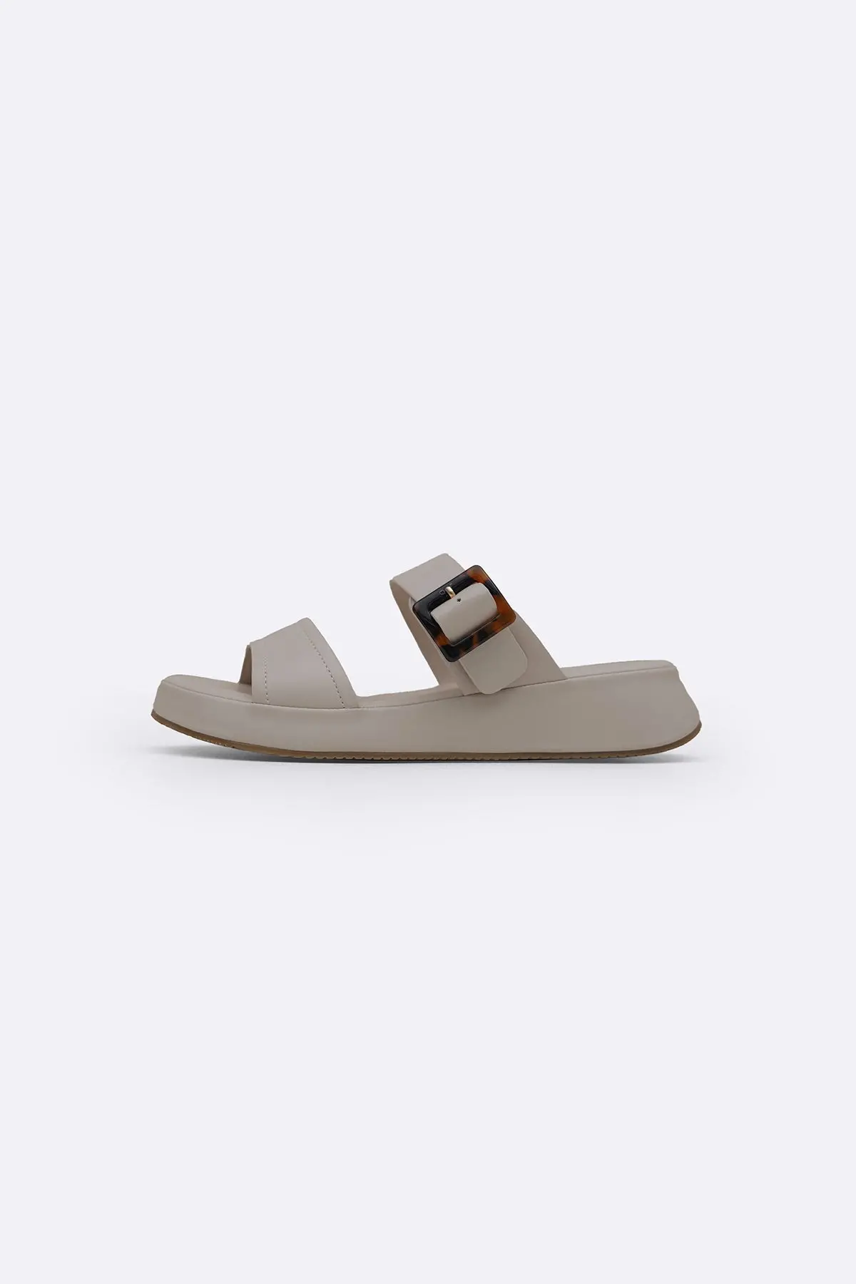 Buckle Mama Slides 1