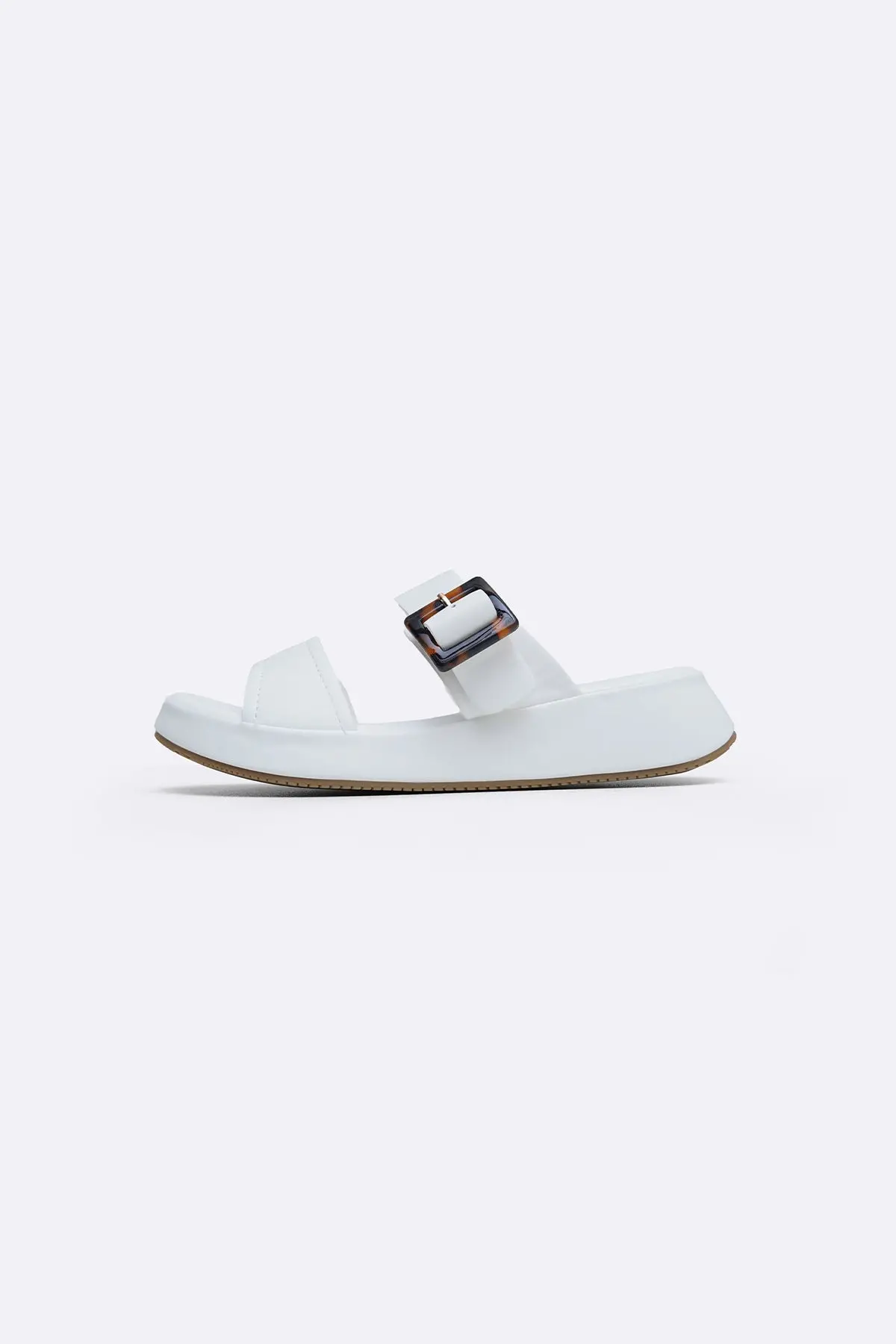 Buckle Mama Slides 1