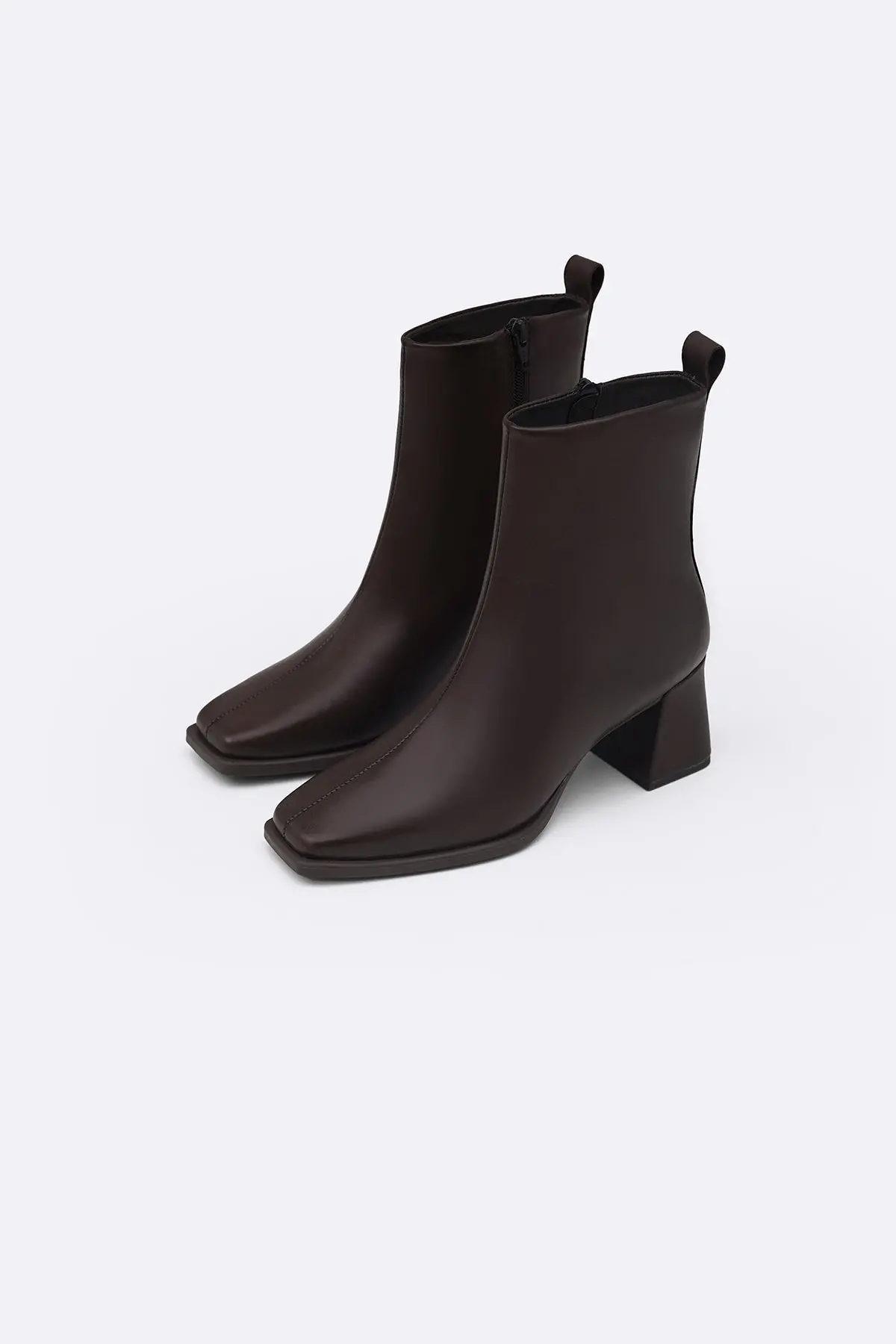 Top-Stitch Leather Boots 1